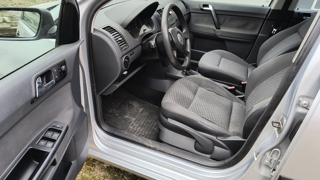 VW polo 1.2 benzyna