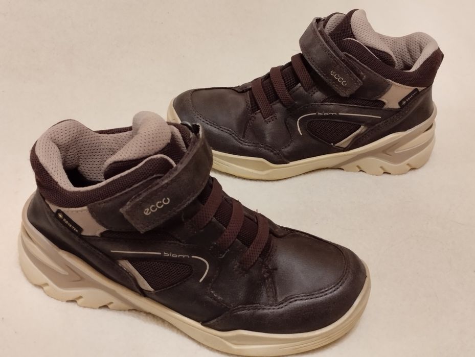 Ботинки хайтопы Ecco GoreTex 32