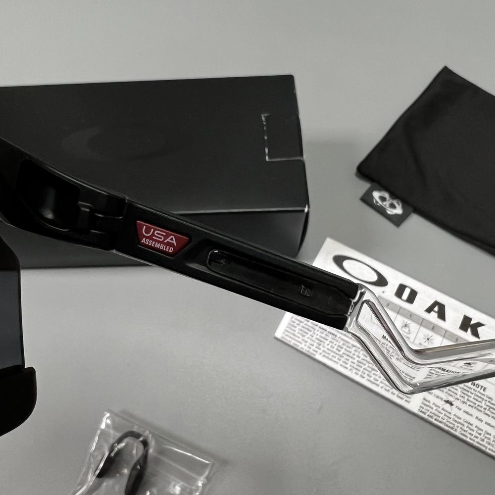 Oakley BXTR Matte Black оригинал новые солнцезащитные очки (NEW)
