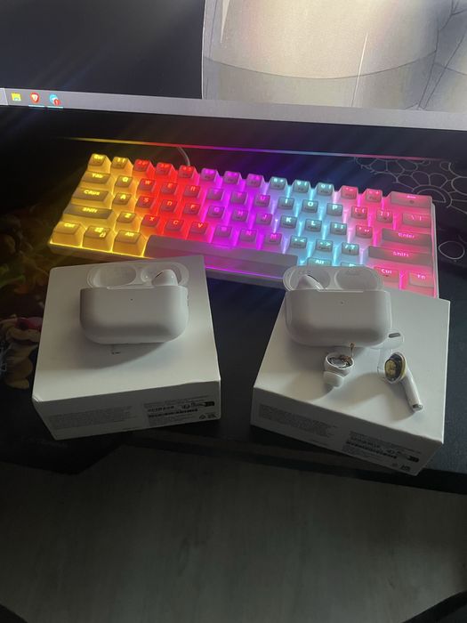 Sluchawki APPLE Airpods 2 pro i pro