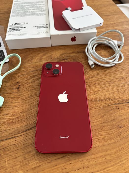iPhone 13 256gb red