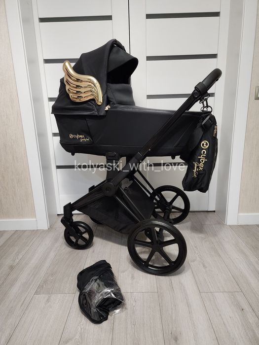 Cybex Priam 4.0 Jeremy Scott Wings black Сайбекс Пріам Джеремі Скотт