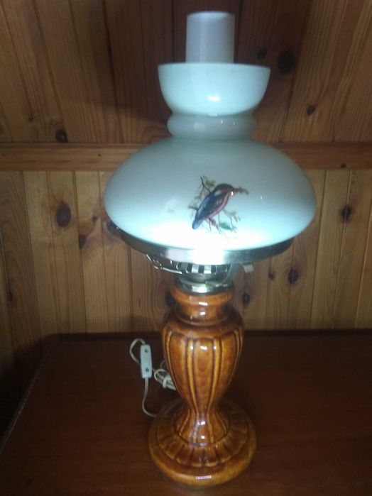 Лампа настольная.