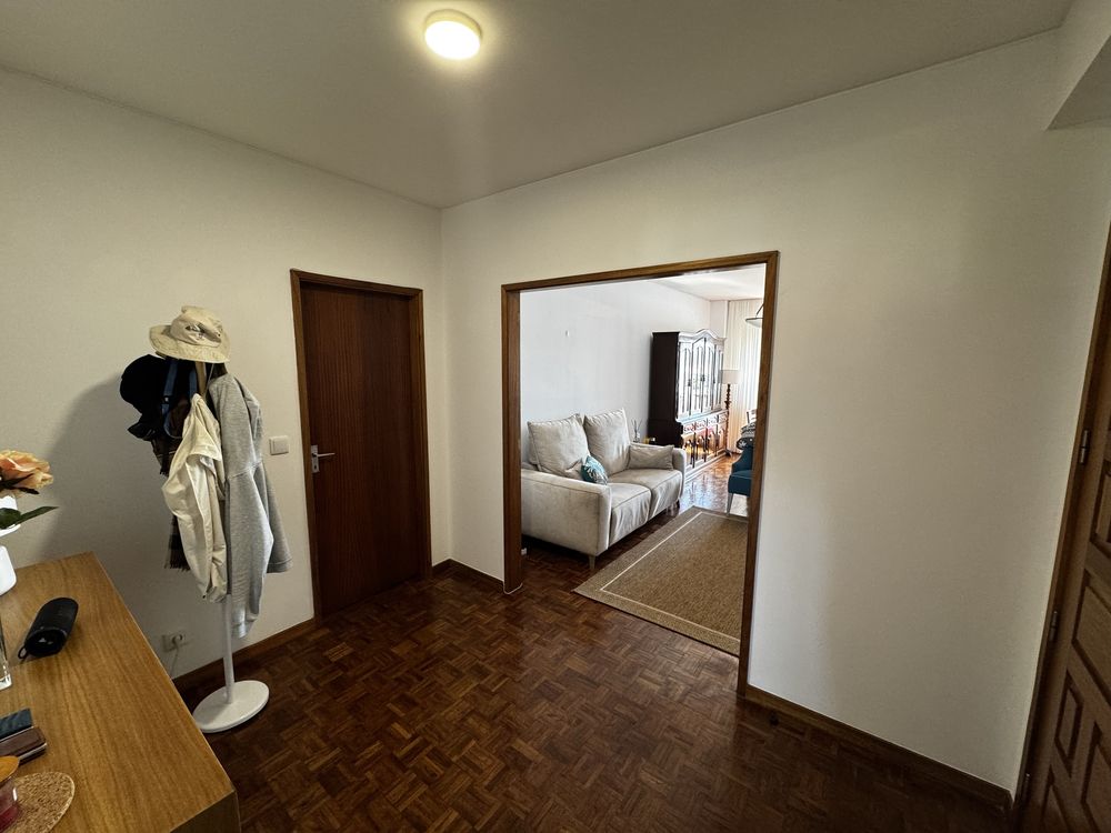 Aluga-se Apartamento T4 no Centro de Viana do Castelo