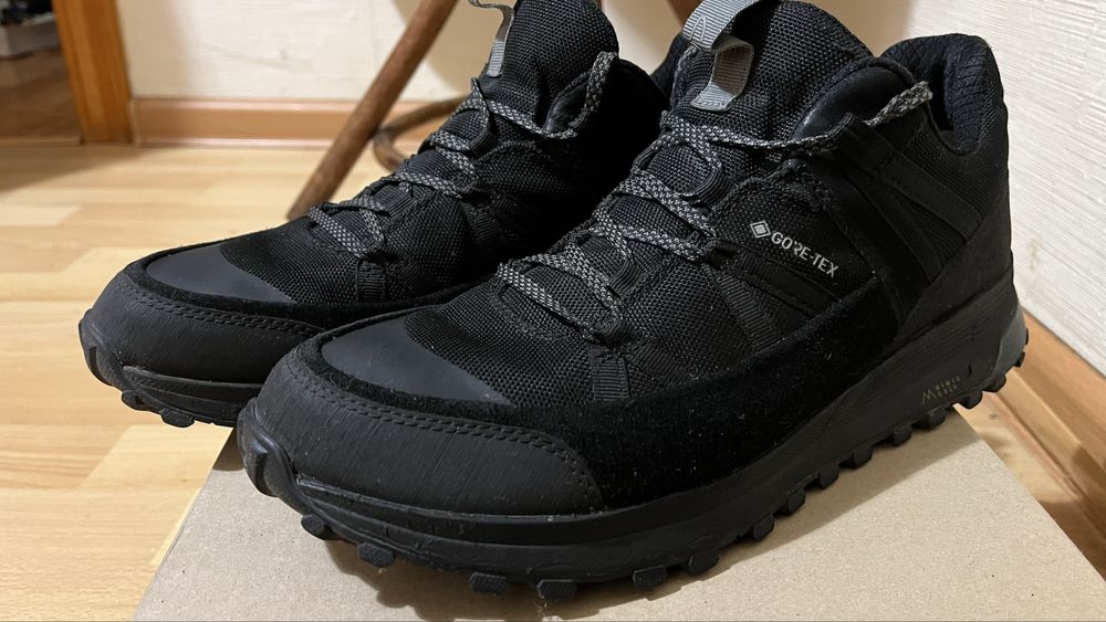 Кросівки Clarcs Gore Tex