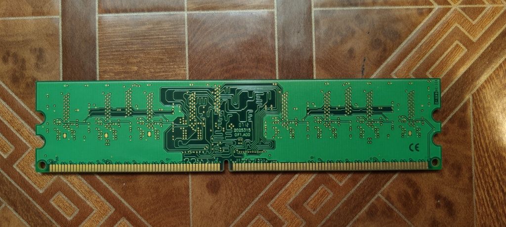 Цена за 2 планки Оперативная память Samsung DIMM 1Gb DDR2-800MHz PC2-6