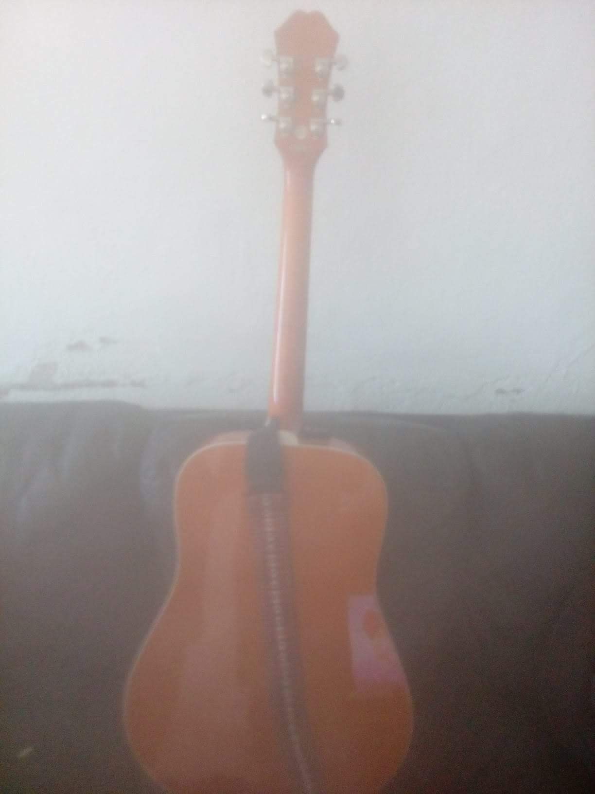 Vende se epiphone dove pro