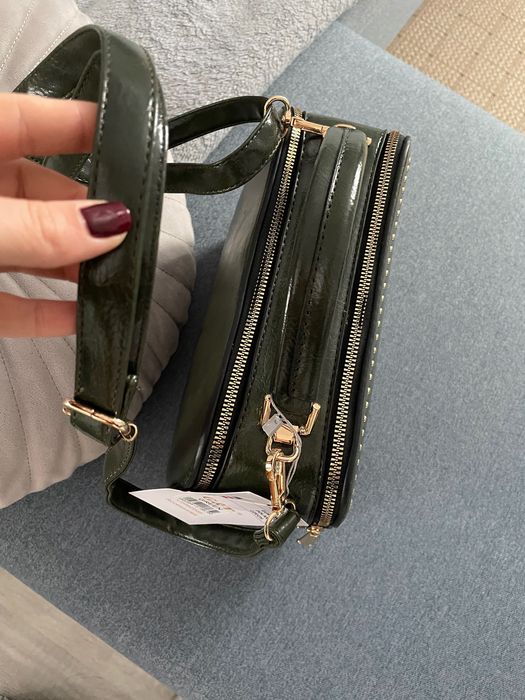 ciemnozielona torebka