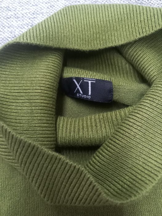 Жіночий гольф XT studio розмір M