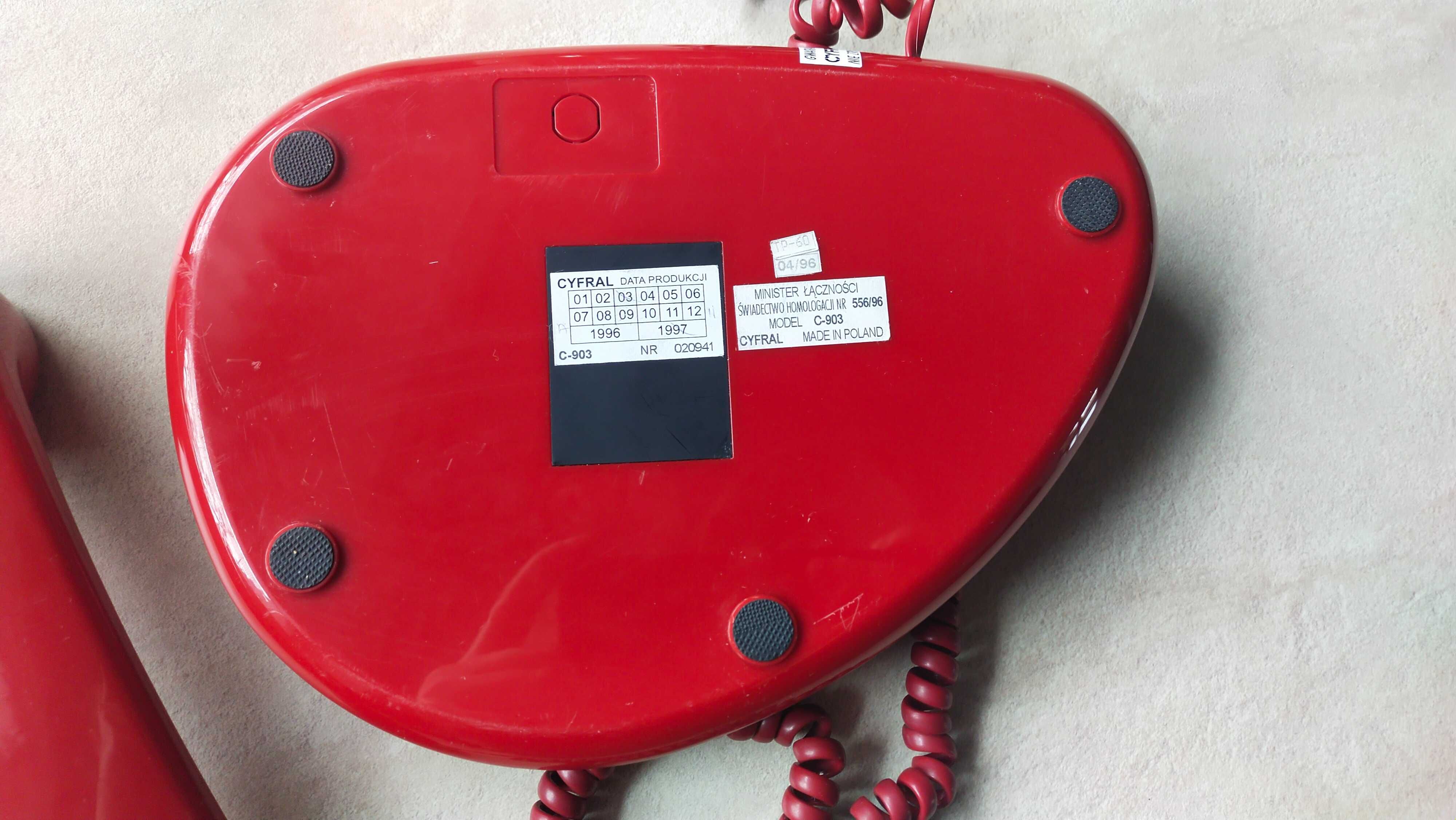 Telefon stacjonarny na przyciski / Cyfral / 1997 r.