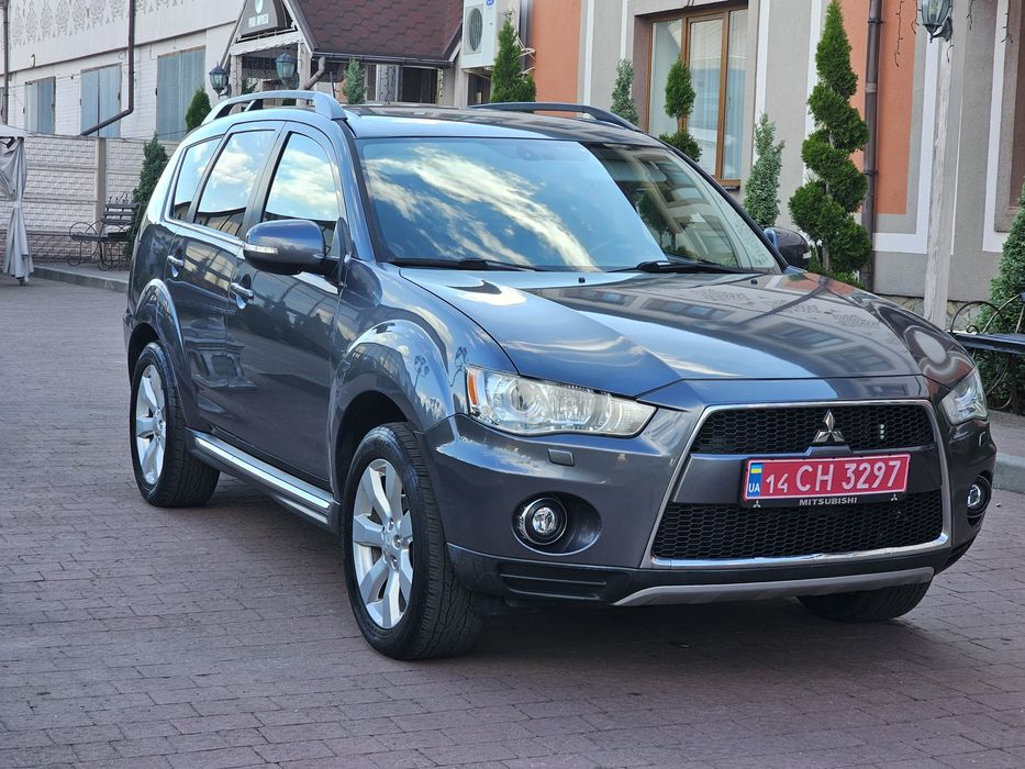Mitsubishi Outlander 2011 4×4
покоління (FL) . 2.2D AT (156 K.c.) 4WD