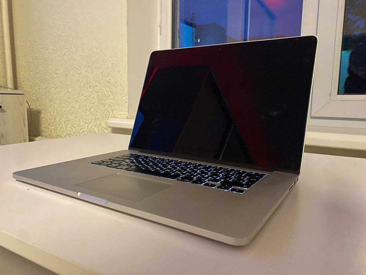 Продам MacBook Pro (Retina, 15-inch, Mid 2015)