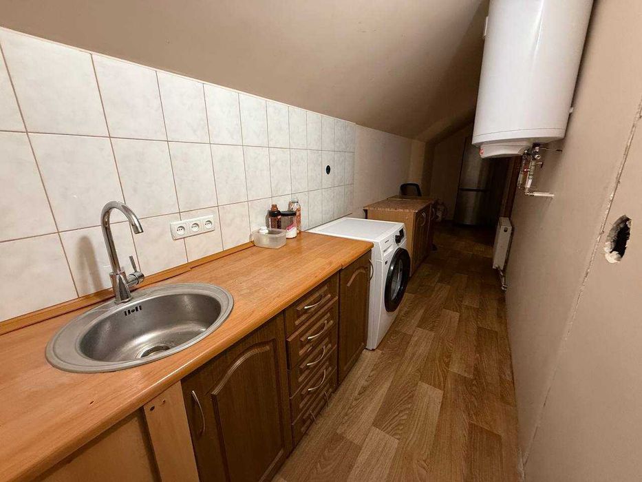 Оренда 4к будинку з гаражем на Карачунах