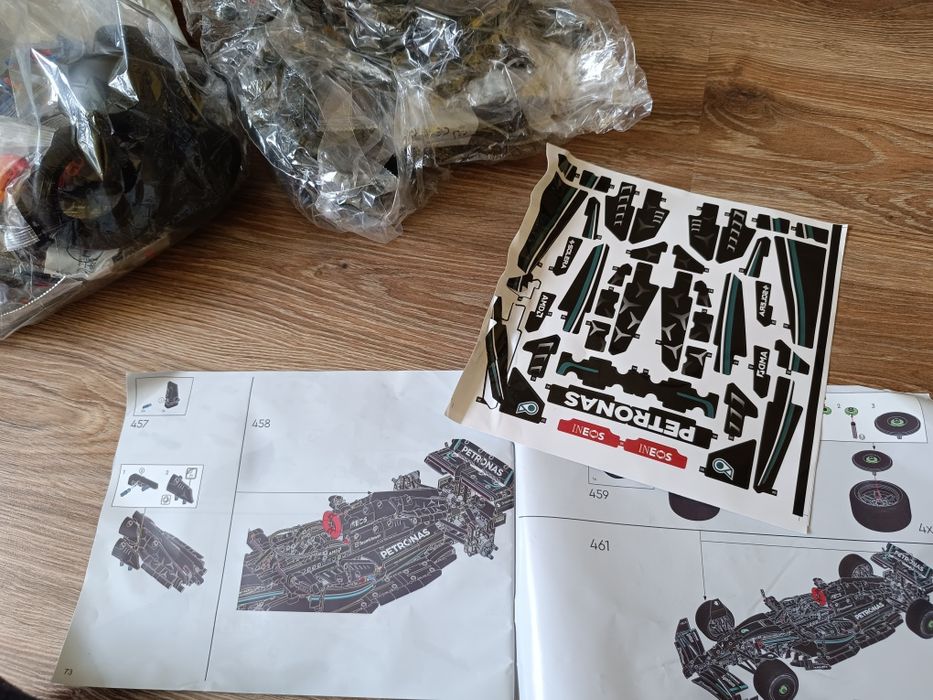 Klocki 42171 Technic Mercedes-AMG F1 W14 E Performance, 1642 elementy