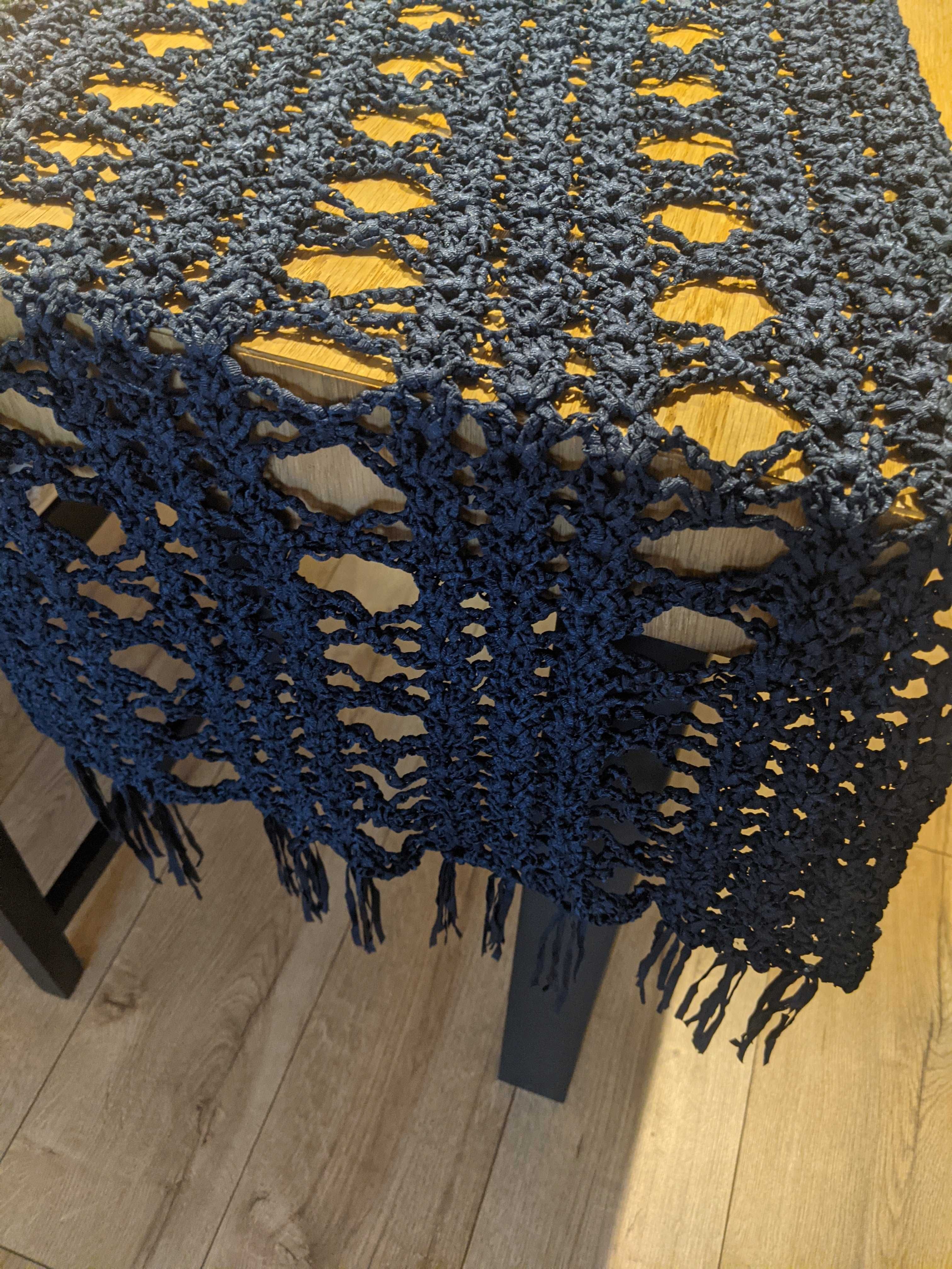 Komplet 2szt bieżniki obrus rękodzieło cacko chwosty granat 165x42