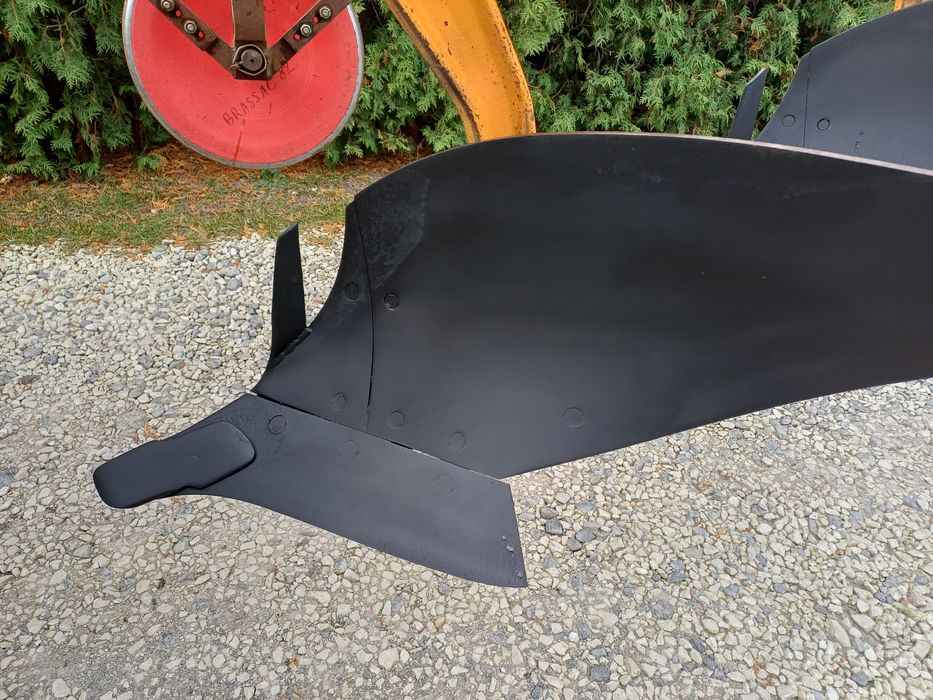 Pług  3 skibowy obrotowy Huard Kuhn Lemken Unia