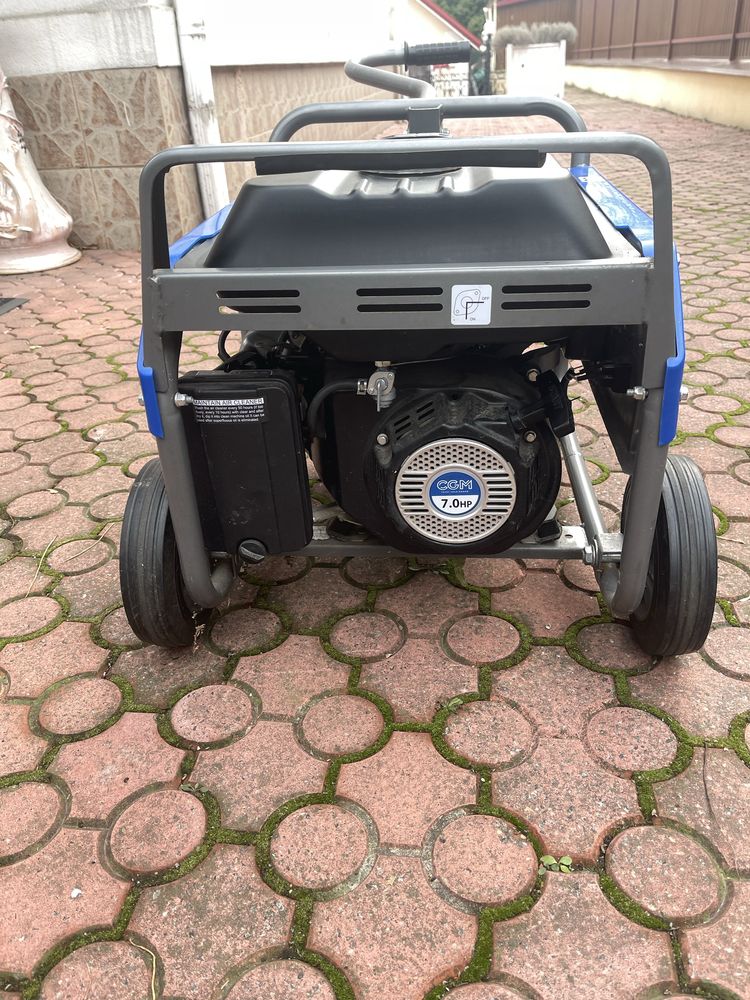 Продається бензиновий генератор CGM 3000 SP.