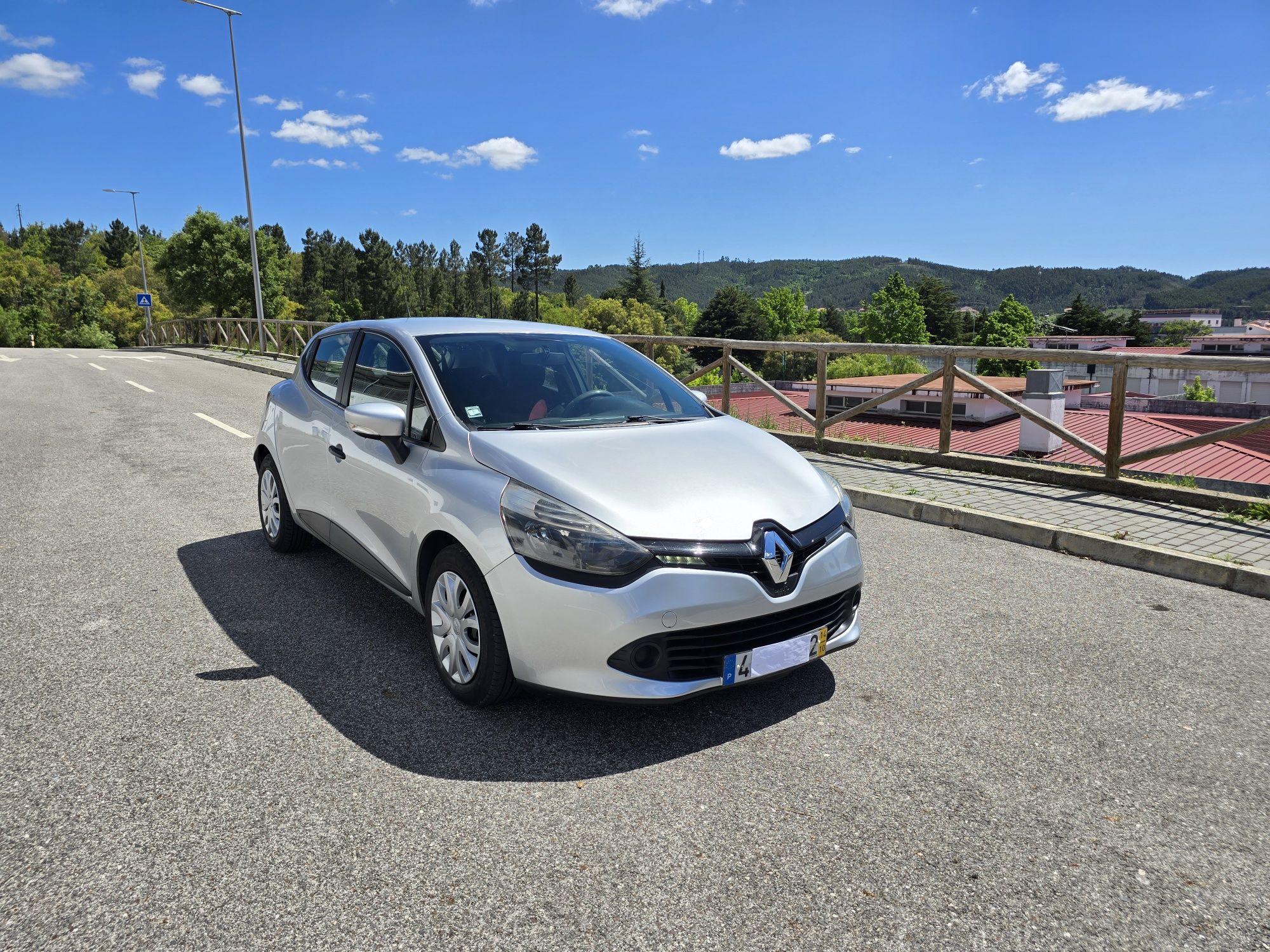 Renault Clio 1.5 DCI Confort 90cv Nacional 5Lugares Financiamento