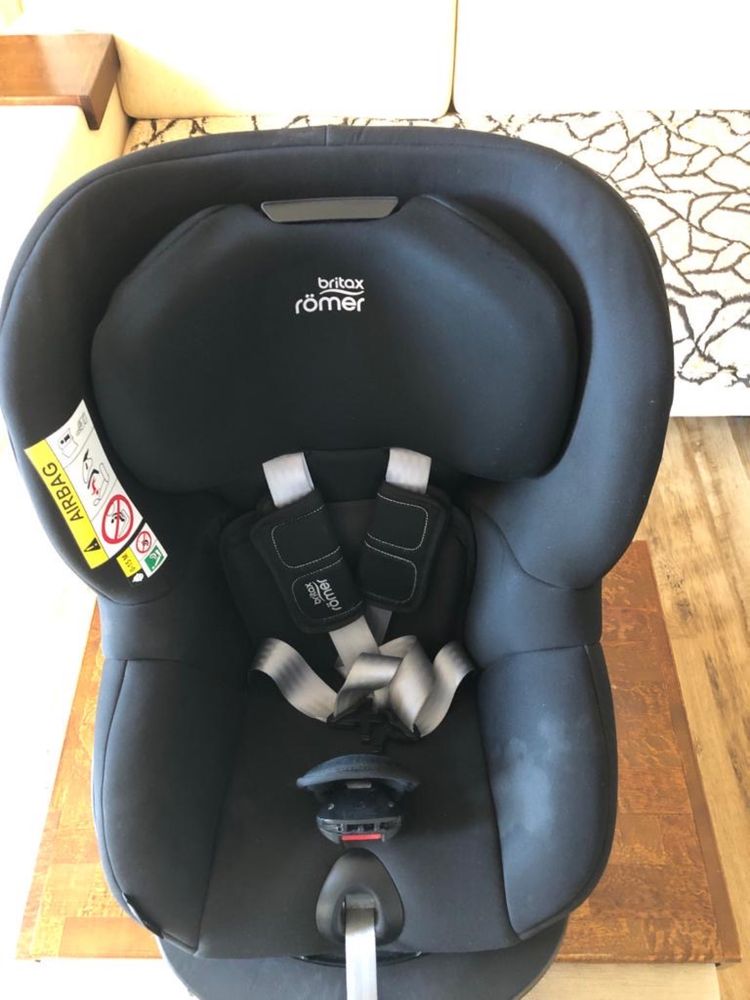 Fotelik isofix Britax Romer Dualfix M i-Size + mata na siedzenie