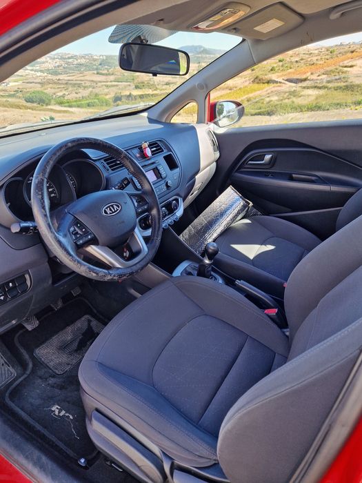 Kia Rio CVVT 1.2 2012