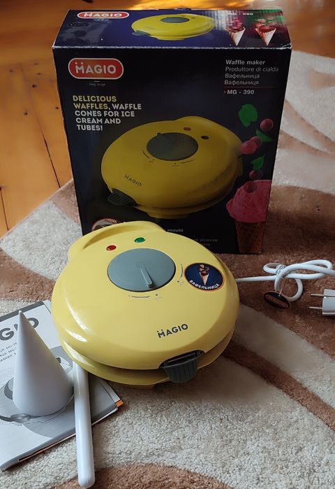 Вафельниця електрична Magio