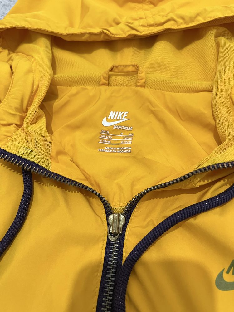Nike r. M damska kurtka wiatrowka zolta fioletowa kolory lakers