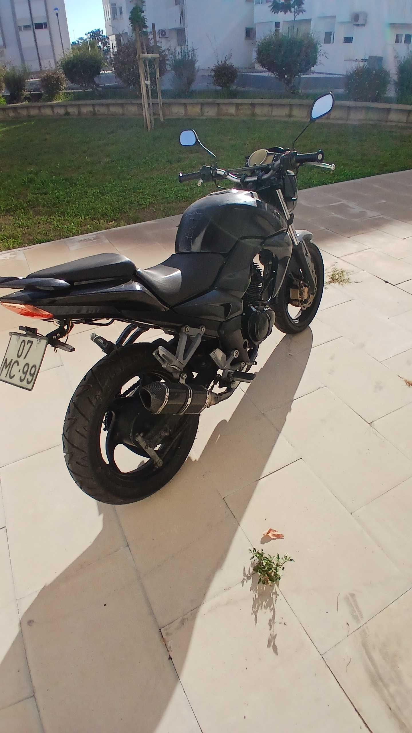 Vendo ou troco sym wolf 125 por 125 supermotard