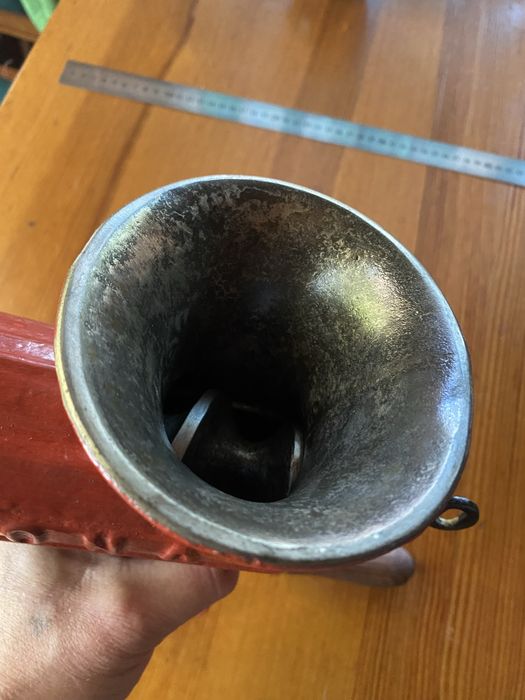 Чугунная ручная мясорубка BONA Германия старинная