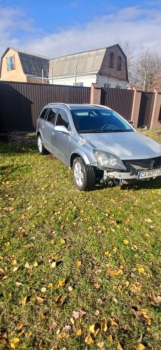 Опель Астра Н 1.8