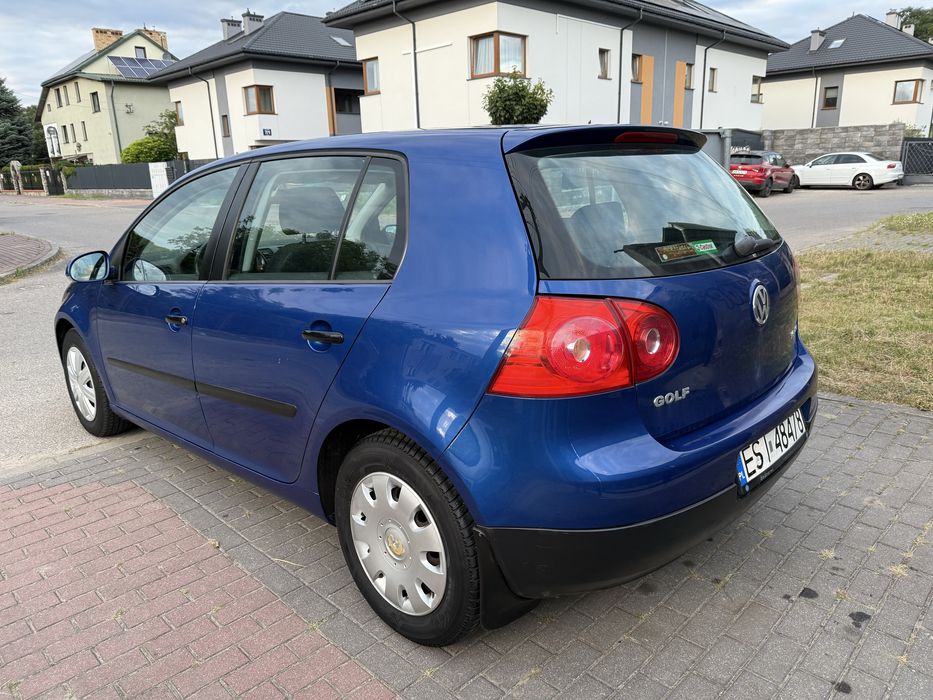 Volkswagen Golf V • Oszczędny 1.6b • 213 tys. km•2006tys•Okazja