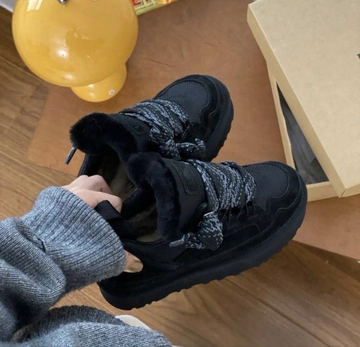 Ugg чорні одягались один раз