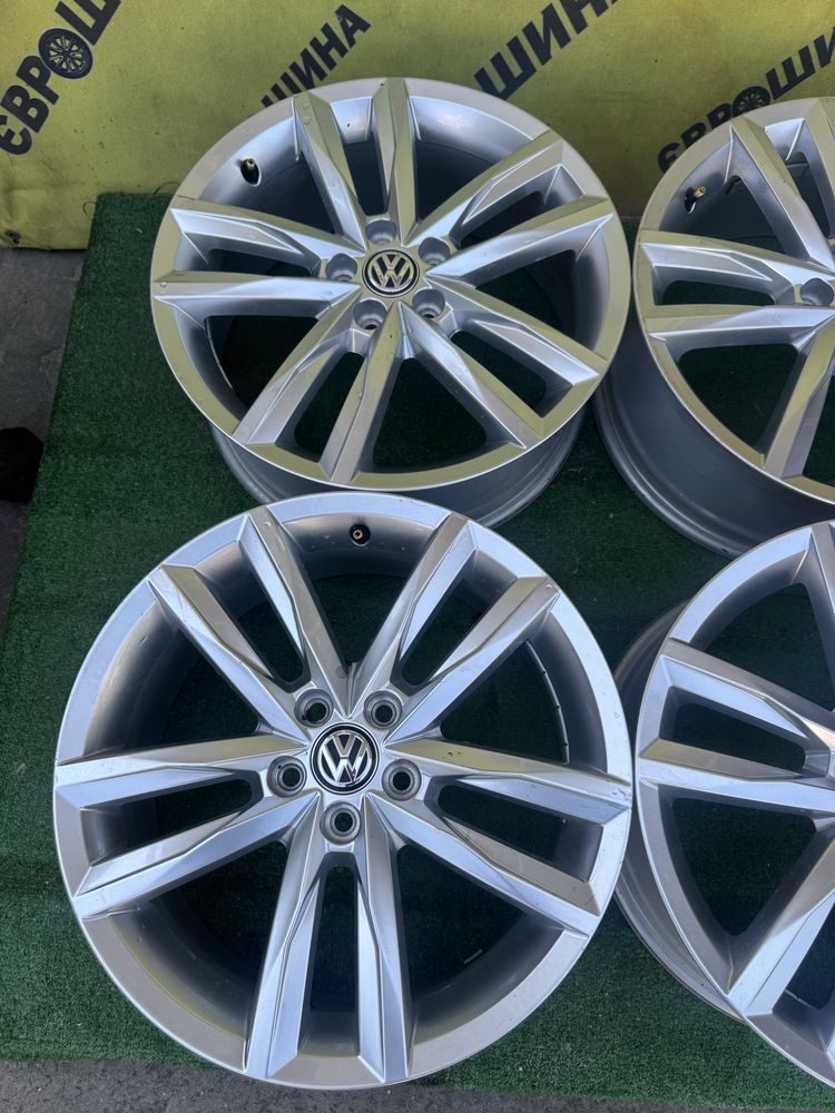 Диски титани 5:100r17 Volkswagen Оригінал б/у склад