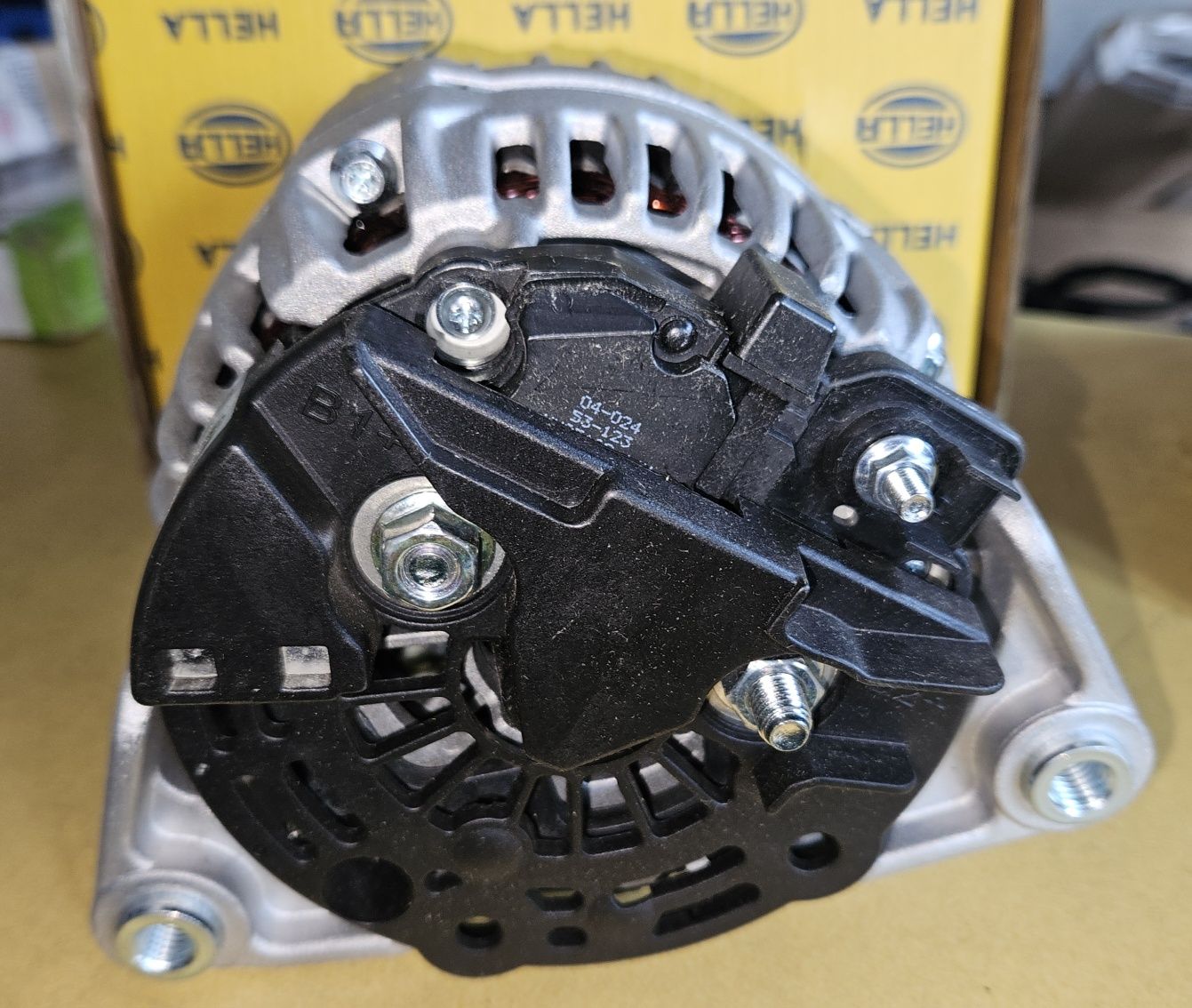 Opel Astra 1.2 1.4 Meriva 1.6 Vectra 1.8 nowy alternator Hella 120A