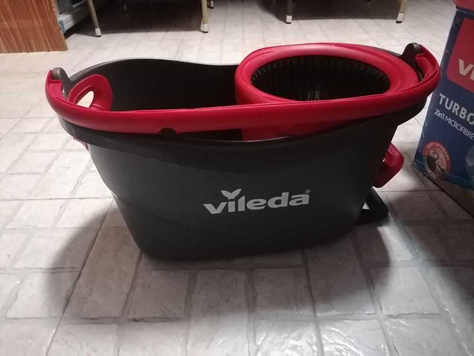 Vileda TURBO 2in1 microfiber - Balde de esfregona giratório com pedal