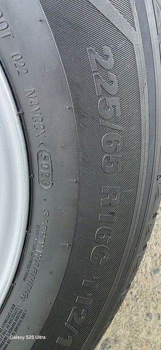 Renault Master 3 4 koła 16  2x Barum 2x Kumho 225/65/16c