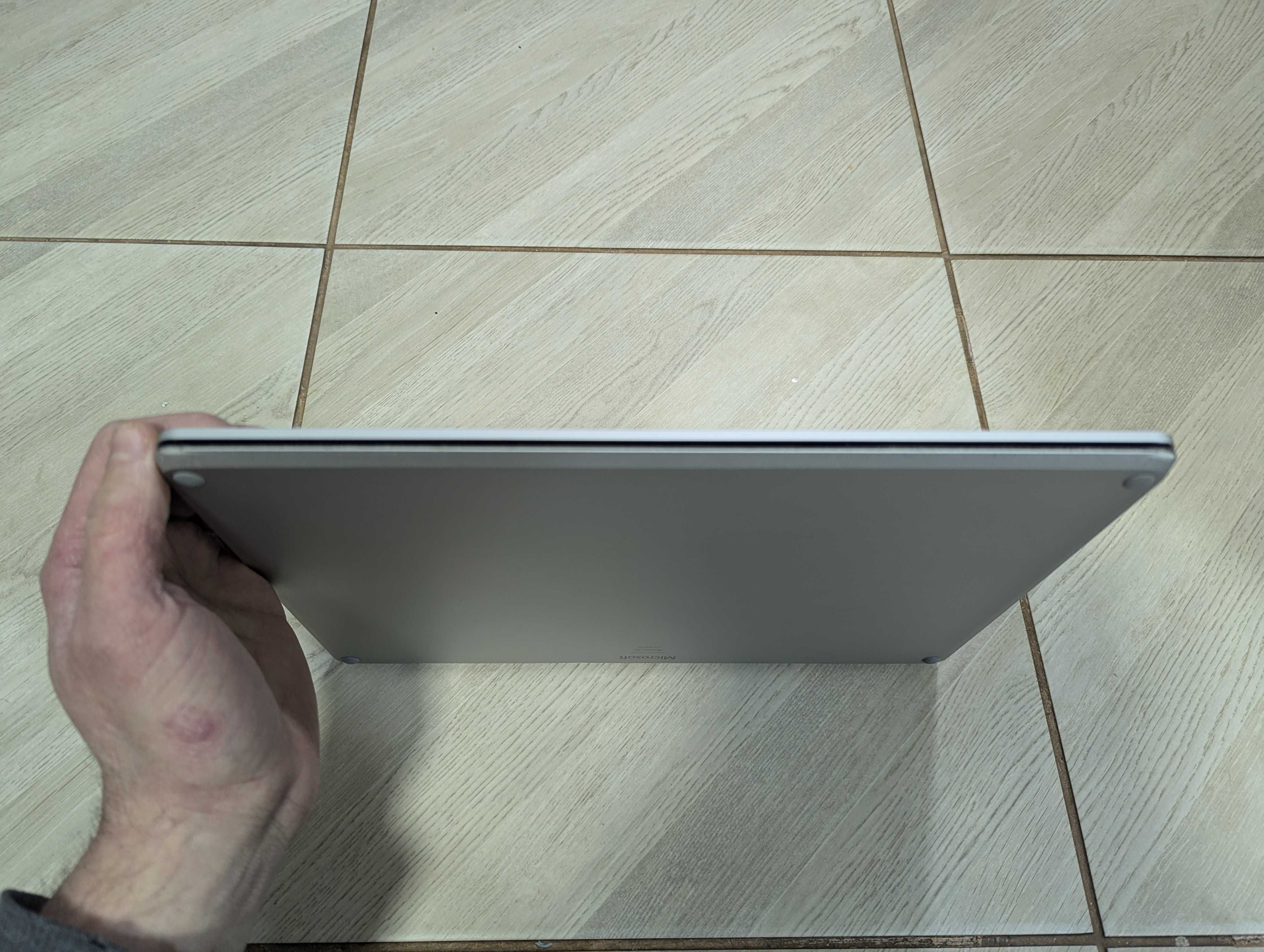 Ноутбук Microsoft Surface Laptop 2 13.5" Core I5 8Gen 256Gb SSD 8Gb