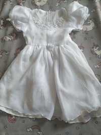 Biała sukienka dla dziewczynki 98-104