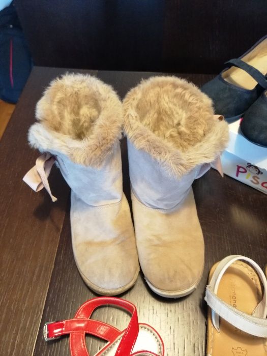 Lote calçado menina (tamanhos 32 a 34)