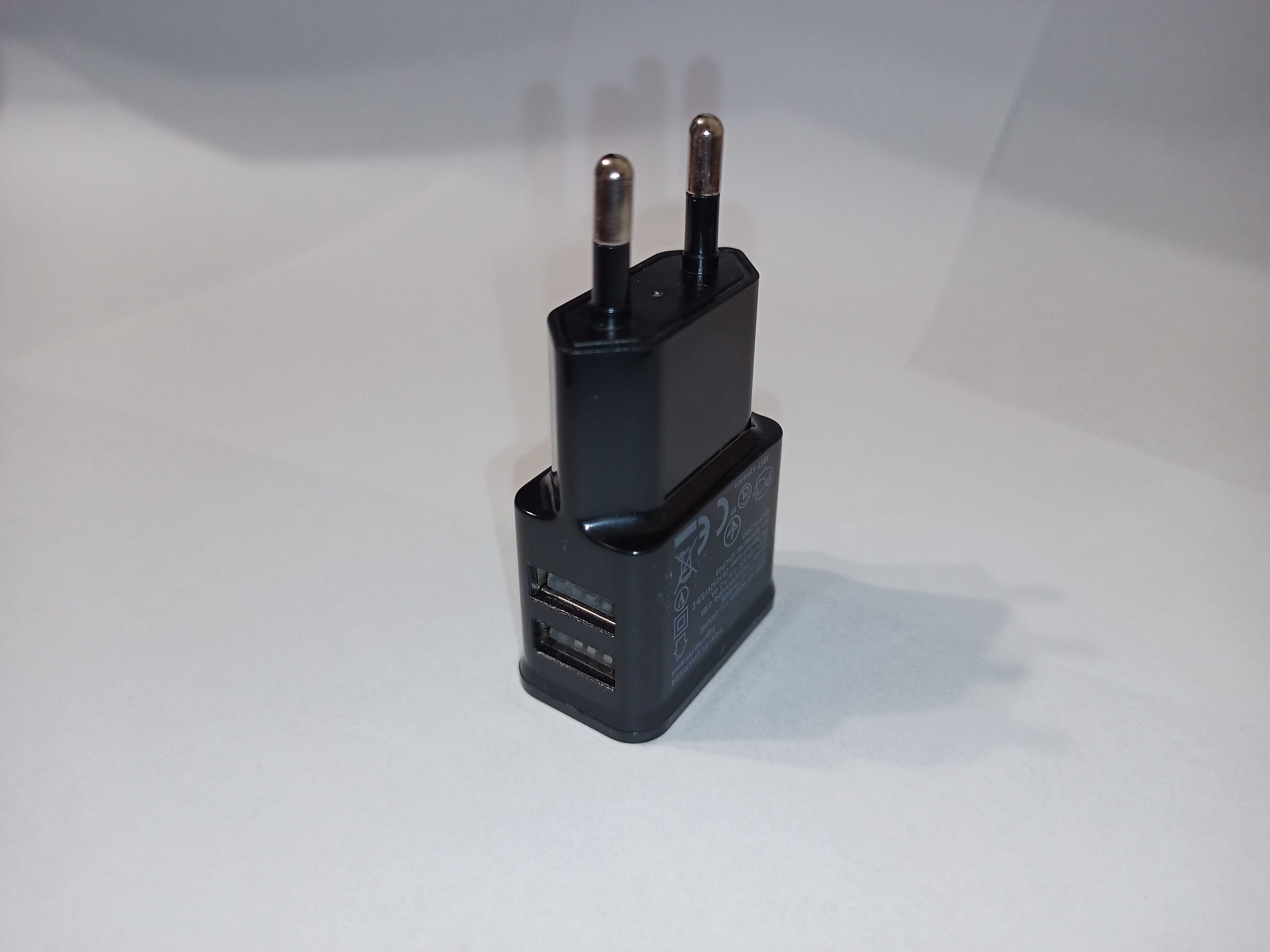 Зарядний блок USB компактний, 2 бічних порти, 10 Вт (DC5V=2A (Max) x2)