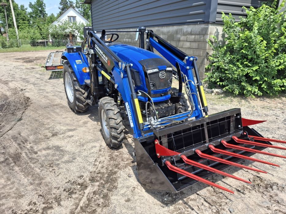 Фотон 244 . Кун. Погрузчик до мінітрактора 25-55 кс.DF244.