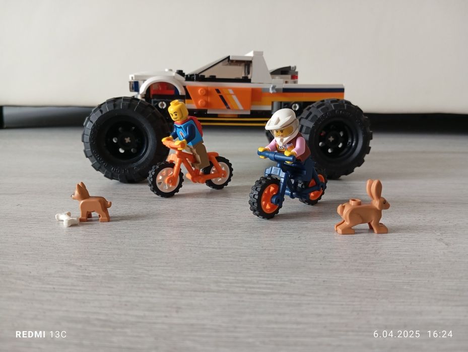 LEGO city 60387 przygody samochodem terenowym