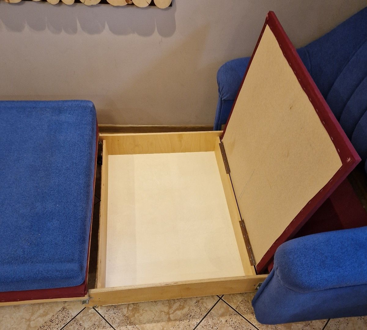 Sofa rozkładana niebieska