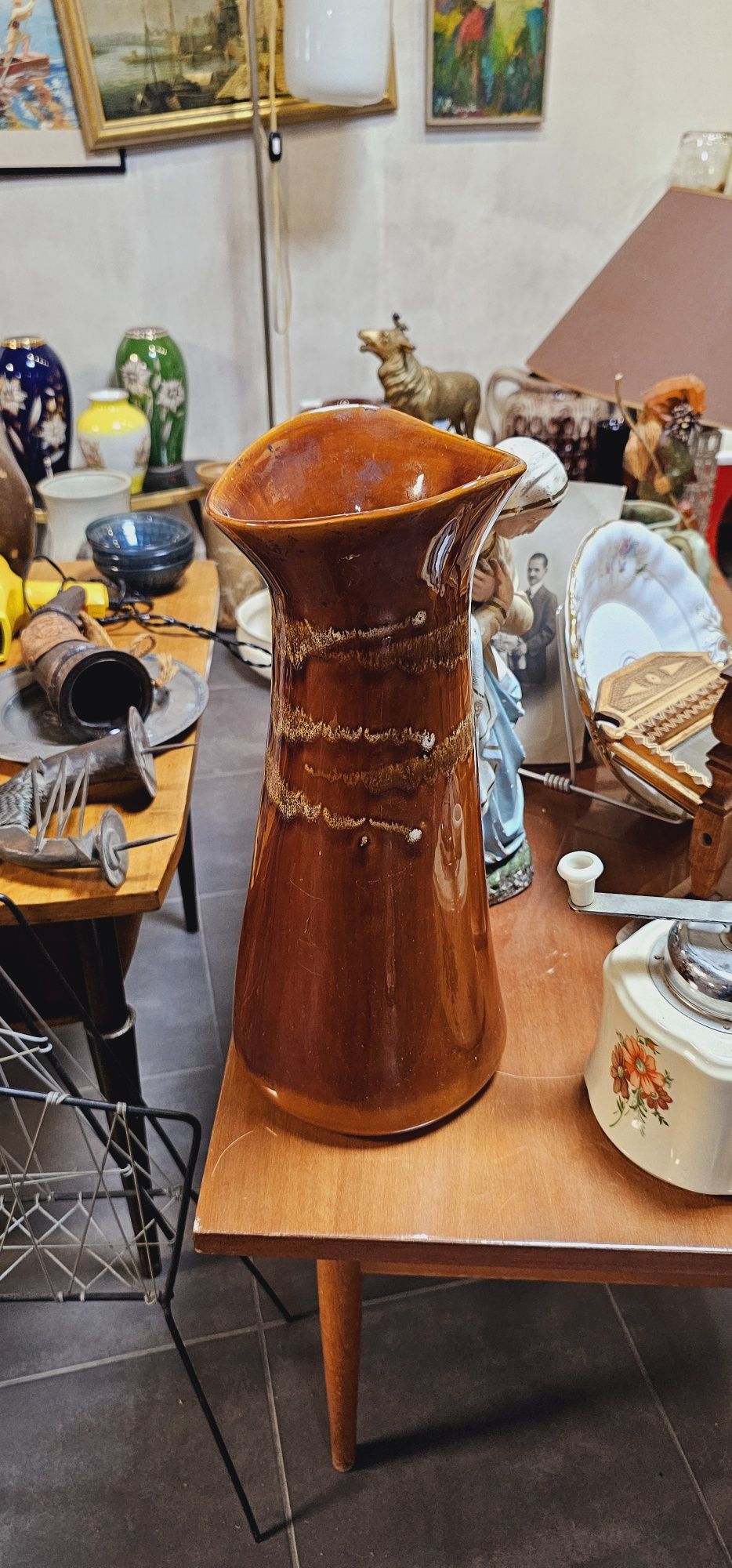 Pruszków, wazon Noga Słonia