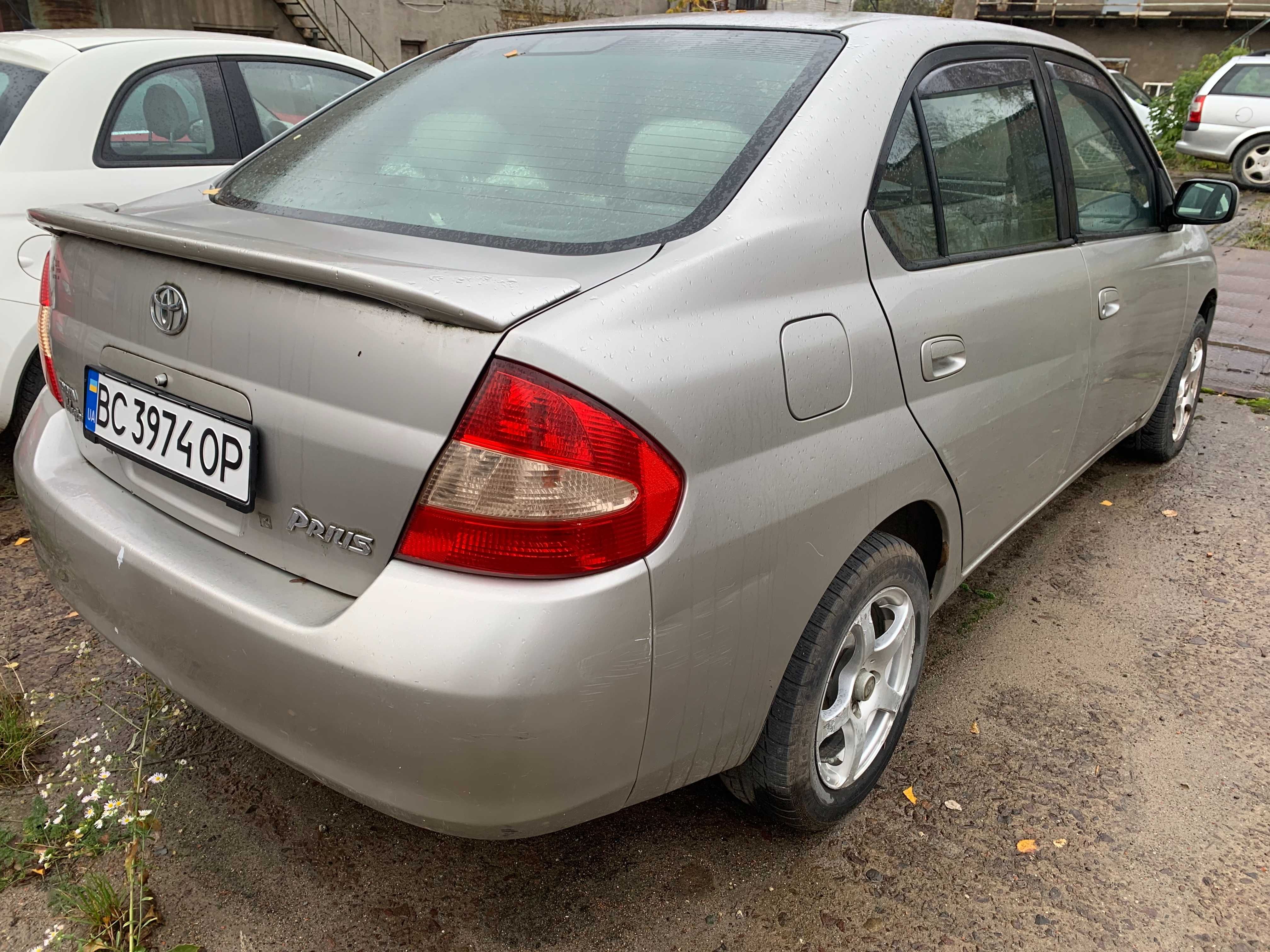 Toyota Prius 2002р АВТОПРОДАЖ  автомат гібрид