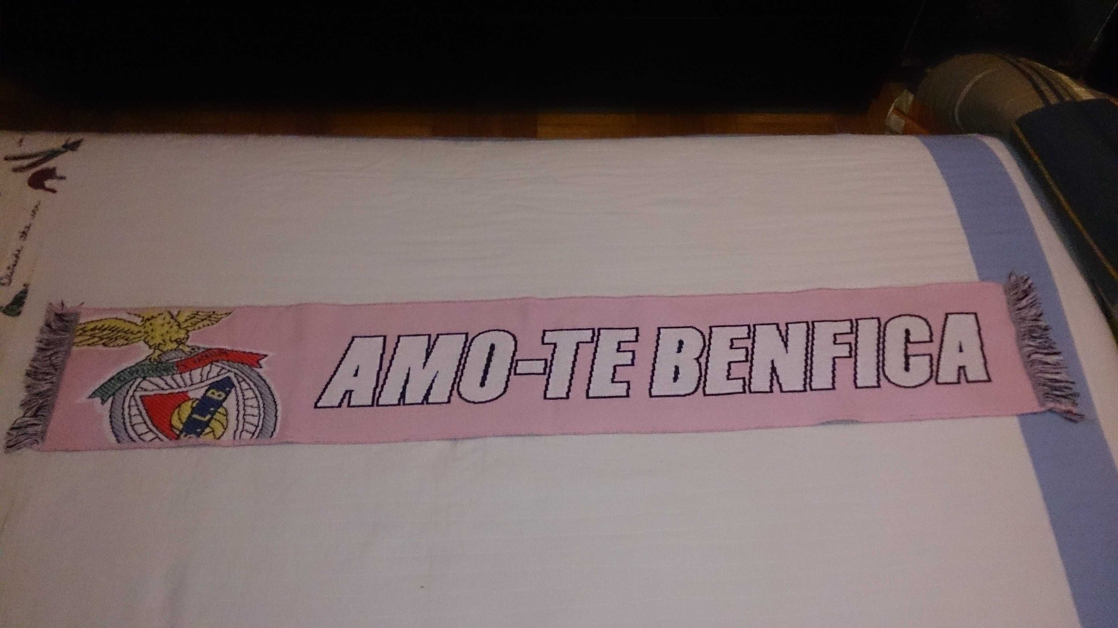 benfica (cachecol cor de rosa) com a frase - amo-te benfica, raro