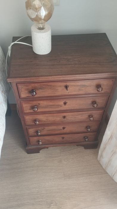 Mobília quarto em Pau Santo