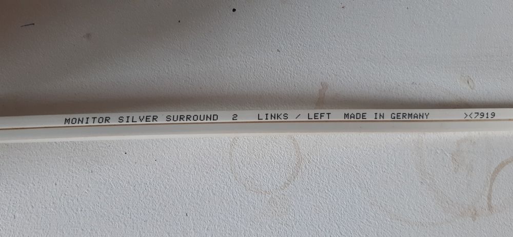 2 Cabos Monitor Silver Surround