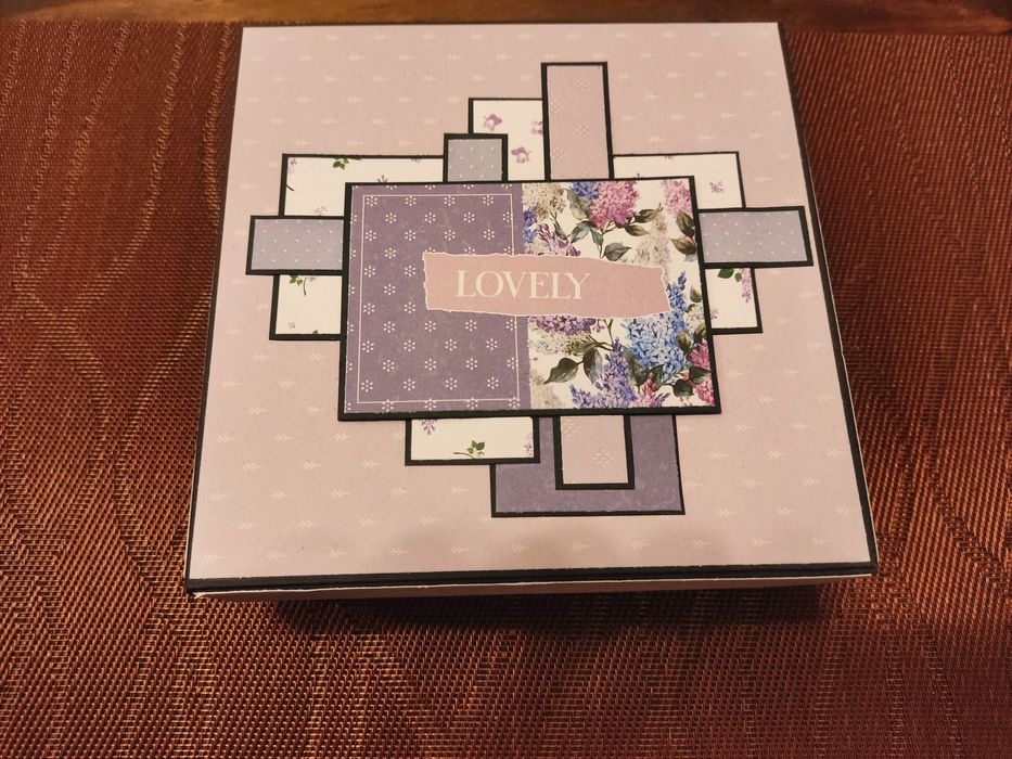 Album "pudełko" na zdjęcia ręcznie wykonany.