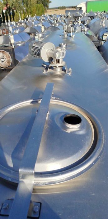 Охолоджувач молока Frigomilk 10 000 л (б/в, Європа)