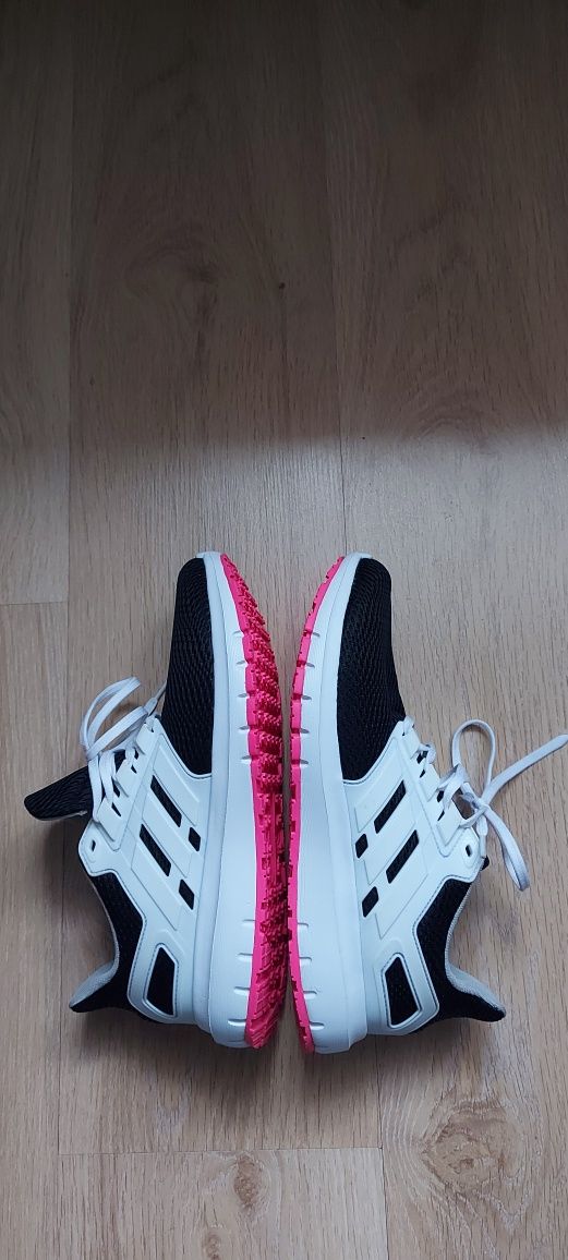 Buty ADIDAS FUNFALCON  r. 41 1/3